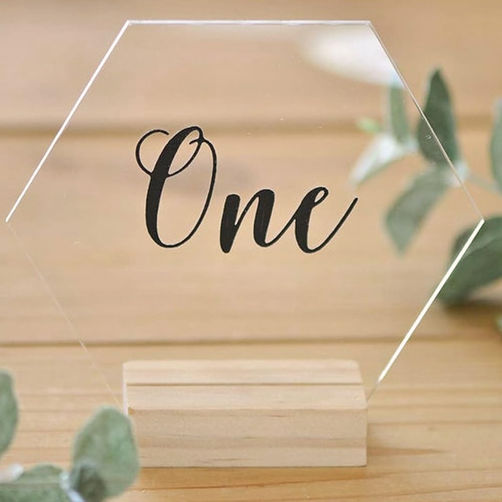 18 Pieces Pine Wood Place Card Holders for Events