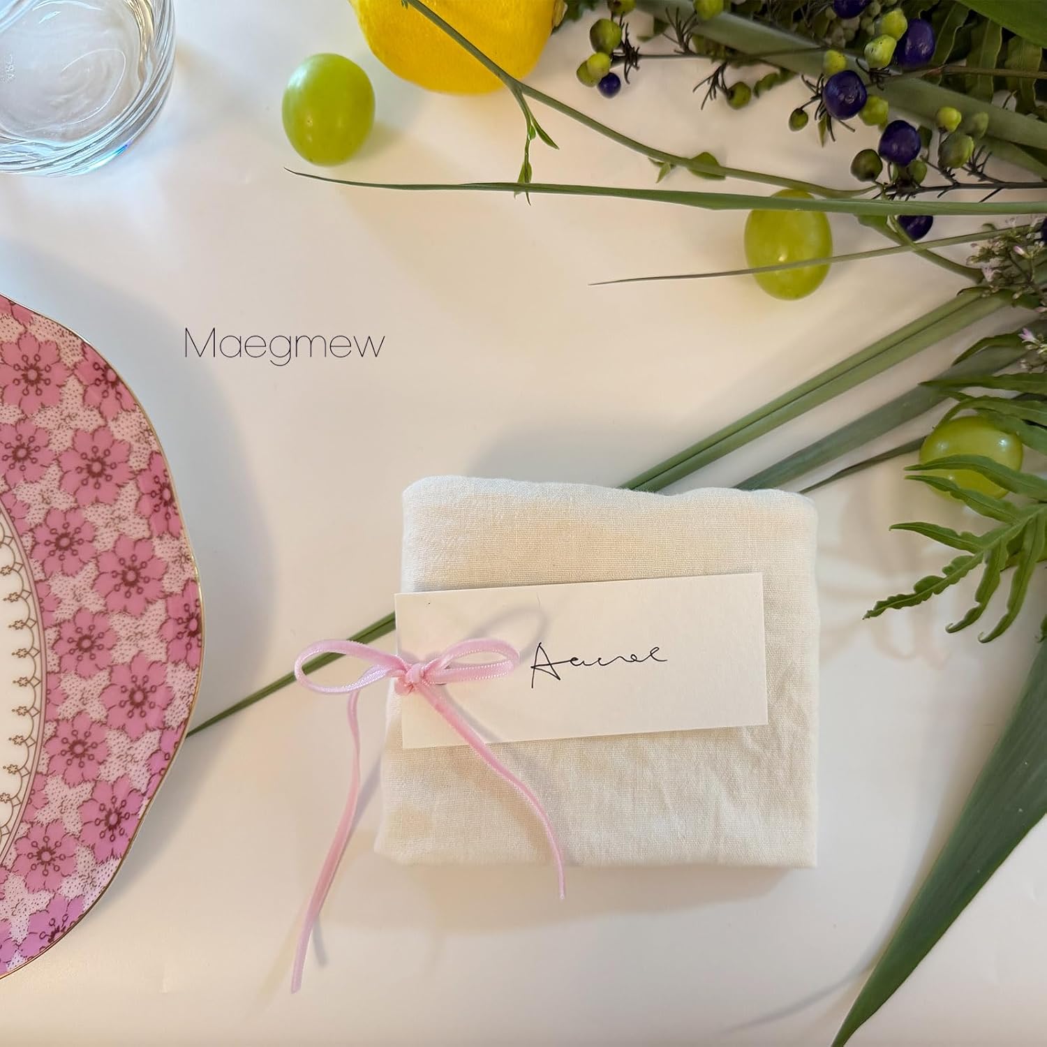 50 Pcs Place Cards with Velvet Ribbons for Weddings and Parties