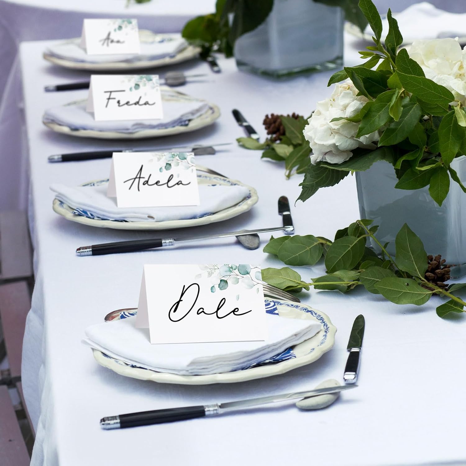 100pcs Eucalyptus Leaf Place Cards for Wedding Reception and Events