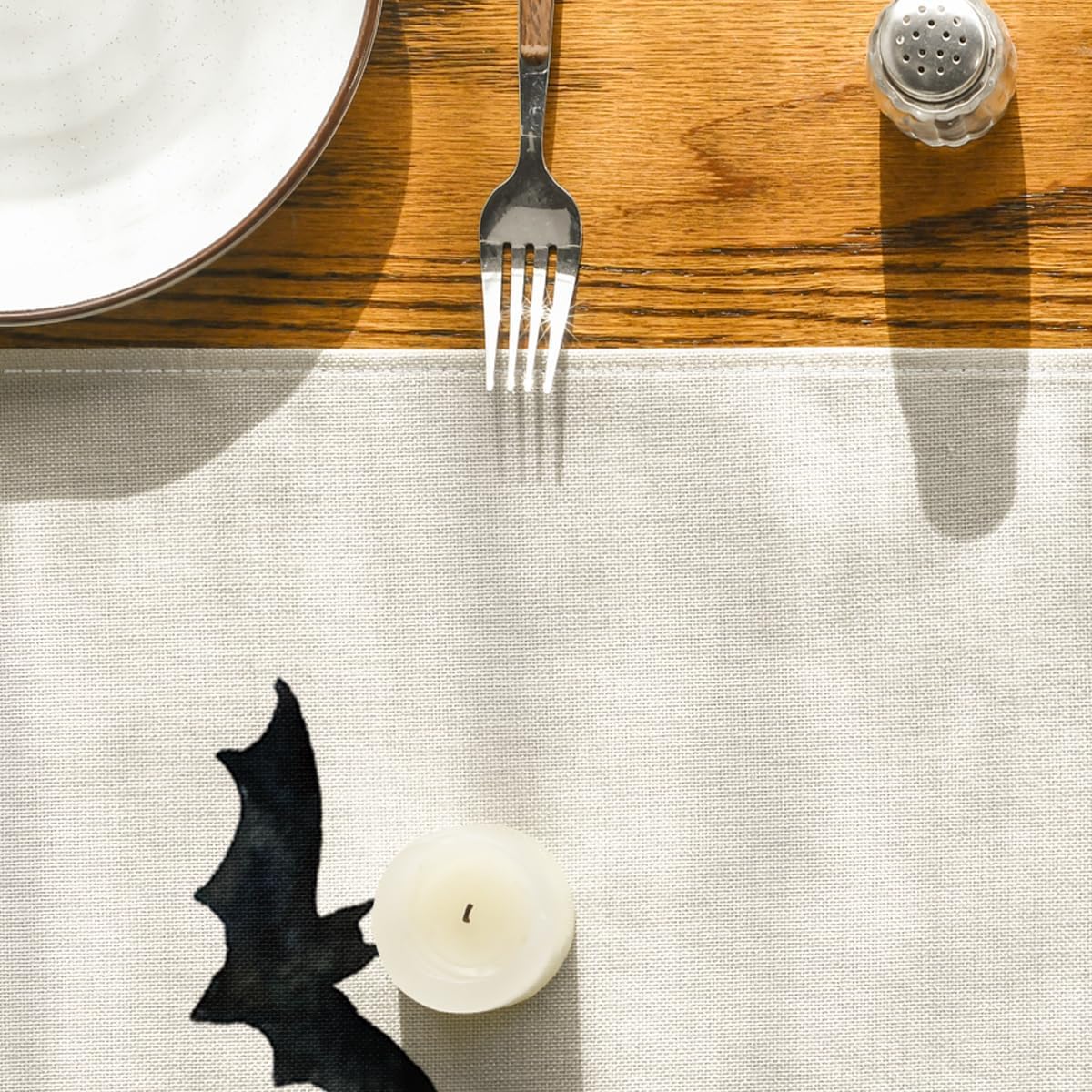 Artoid Mode Silhouette Black Bats Halloween Table Runner 13x72 Inch