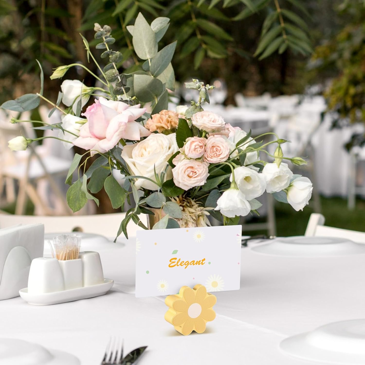 Soaoo 24 pcs Mini Daisy Place Card Holders