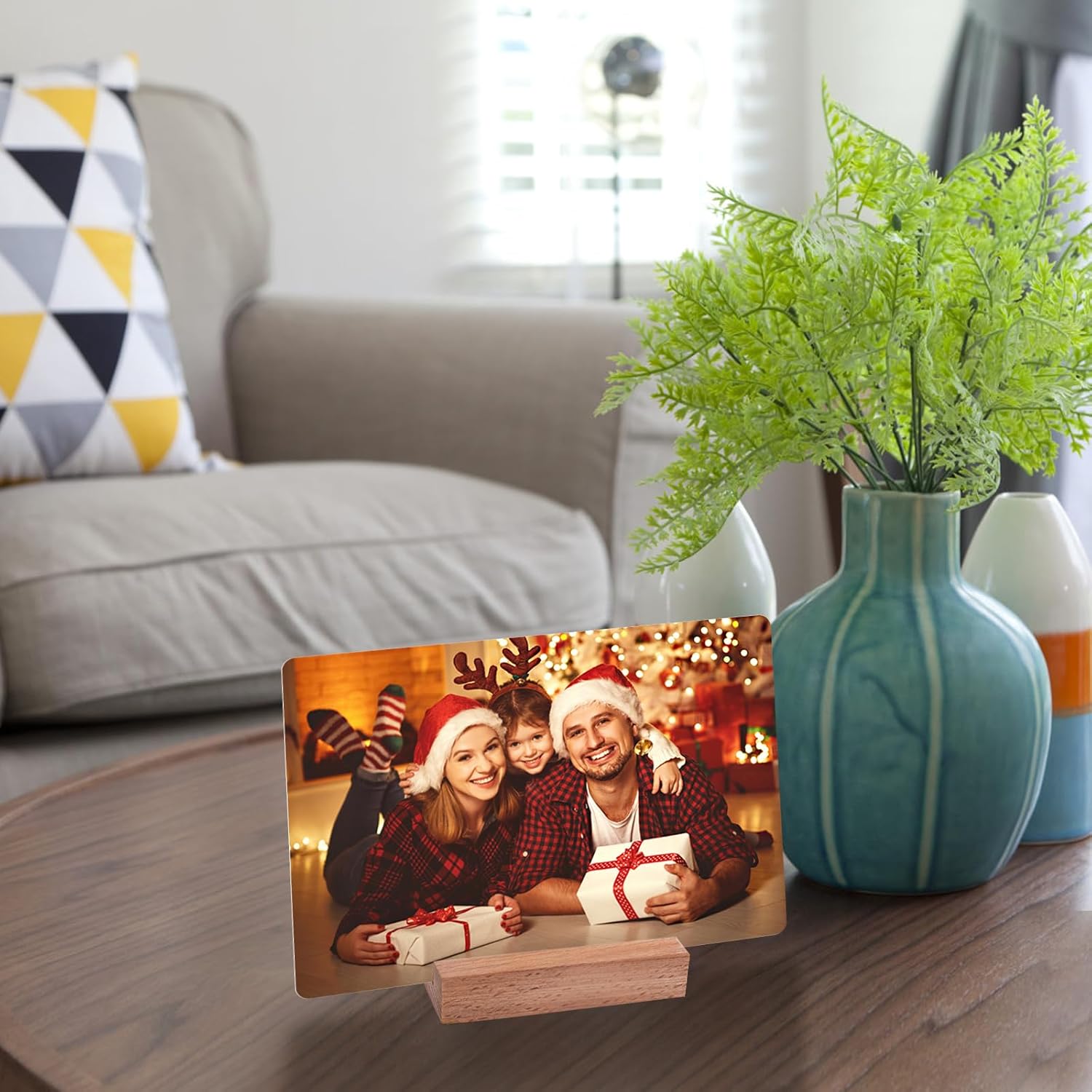 16Pcs Wooden Place Card Holders for Weddings Parties