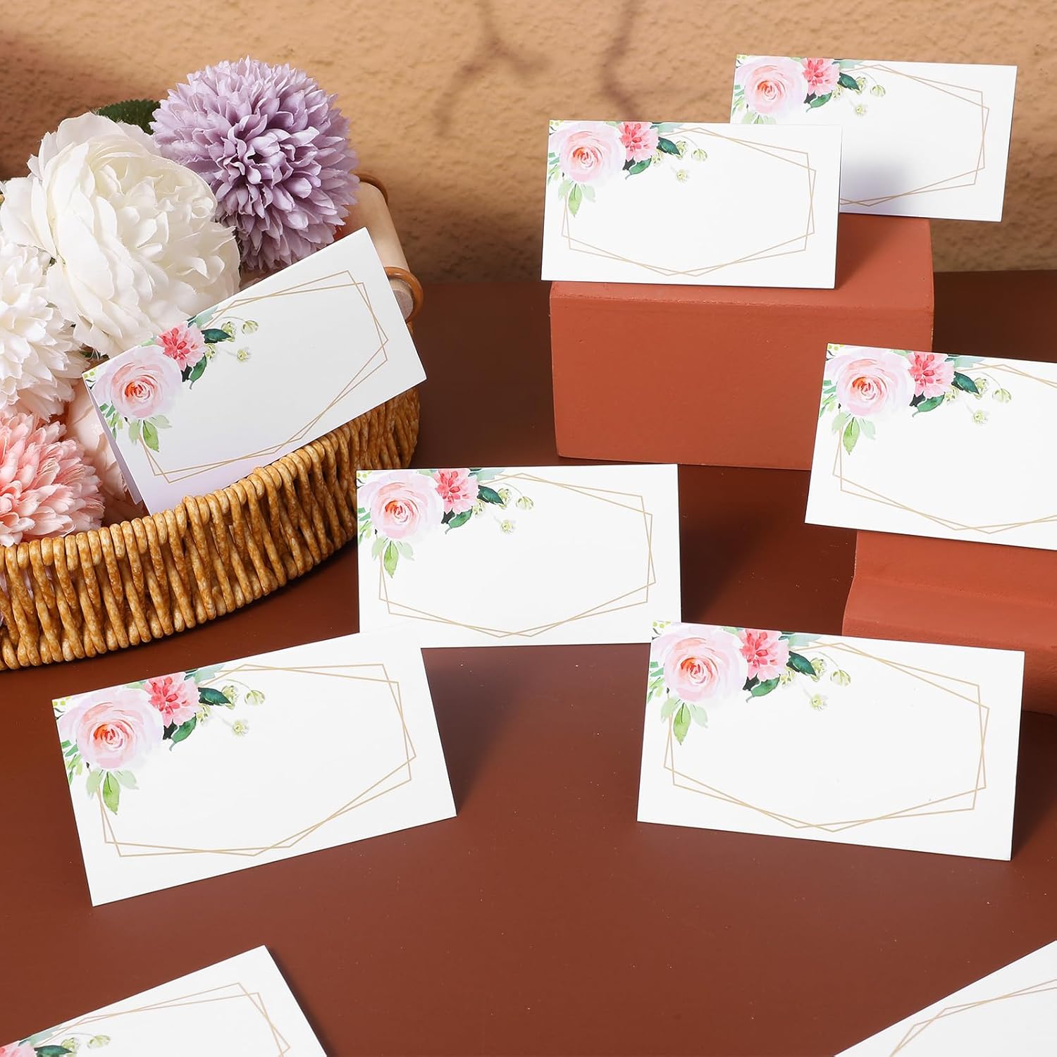 50Pcs Floral Place Cards for Table Setting