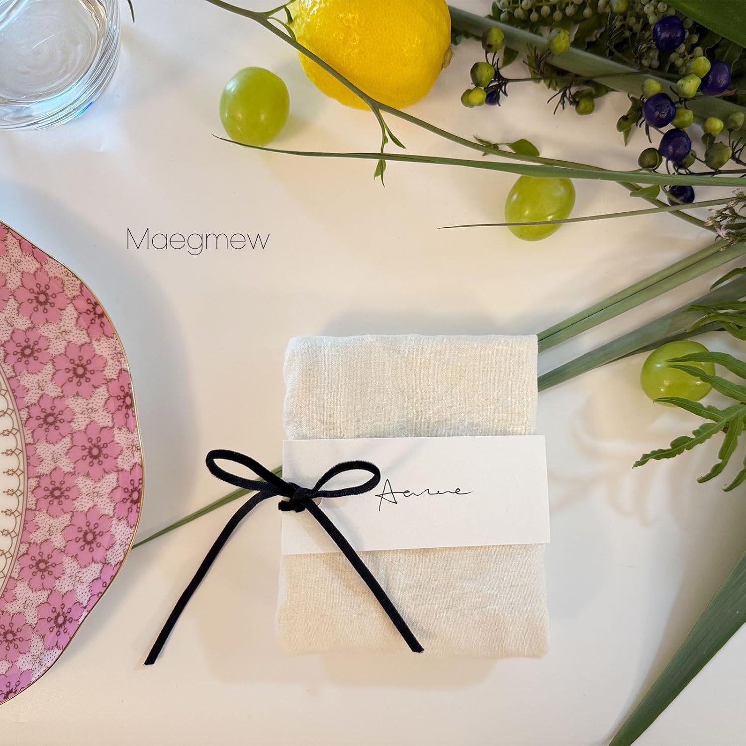 50 Pcs Place Cards with Velvet Ribbons for Wedding Events