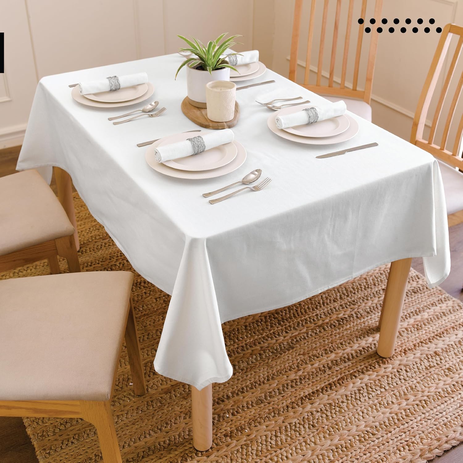 Encasa XO Rectangular Tablecloth 56x84 in