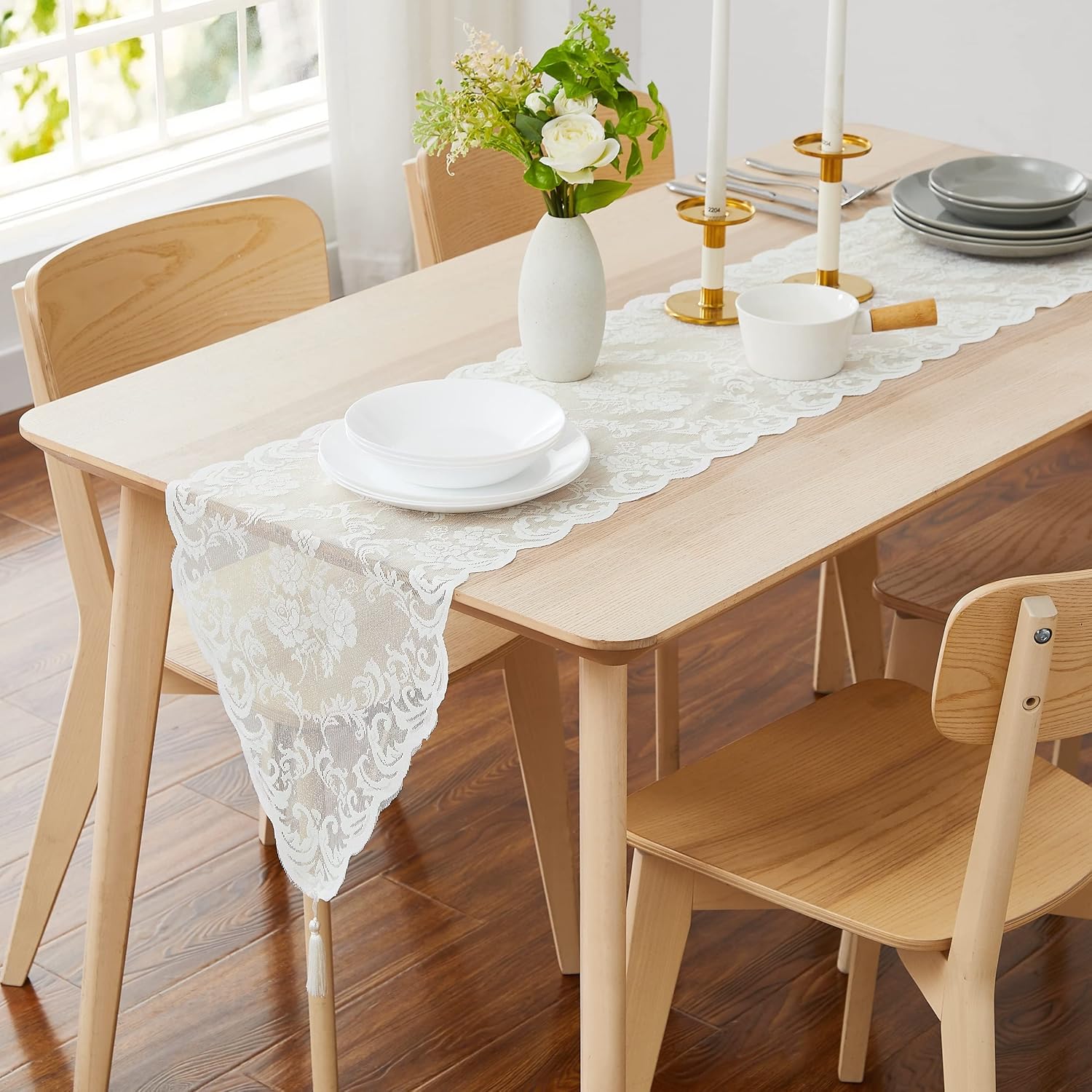 Warm Home Designs Ivory Lace Table Runner 14x72