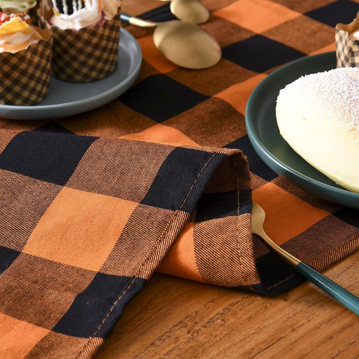 Tosewever Halloween Buffalo Check Plaid Table Runner