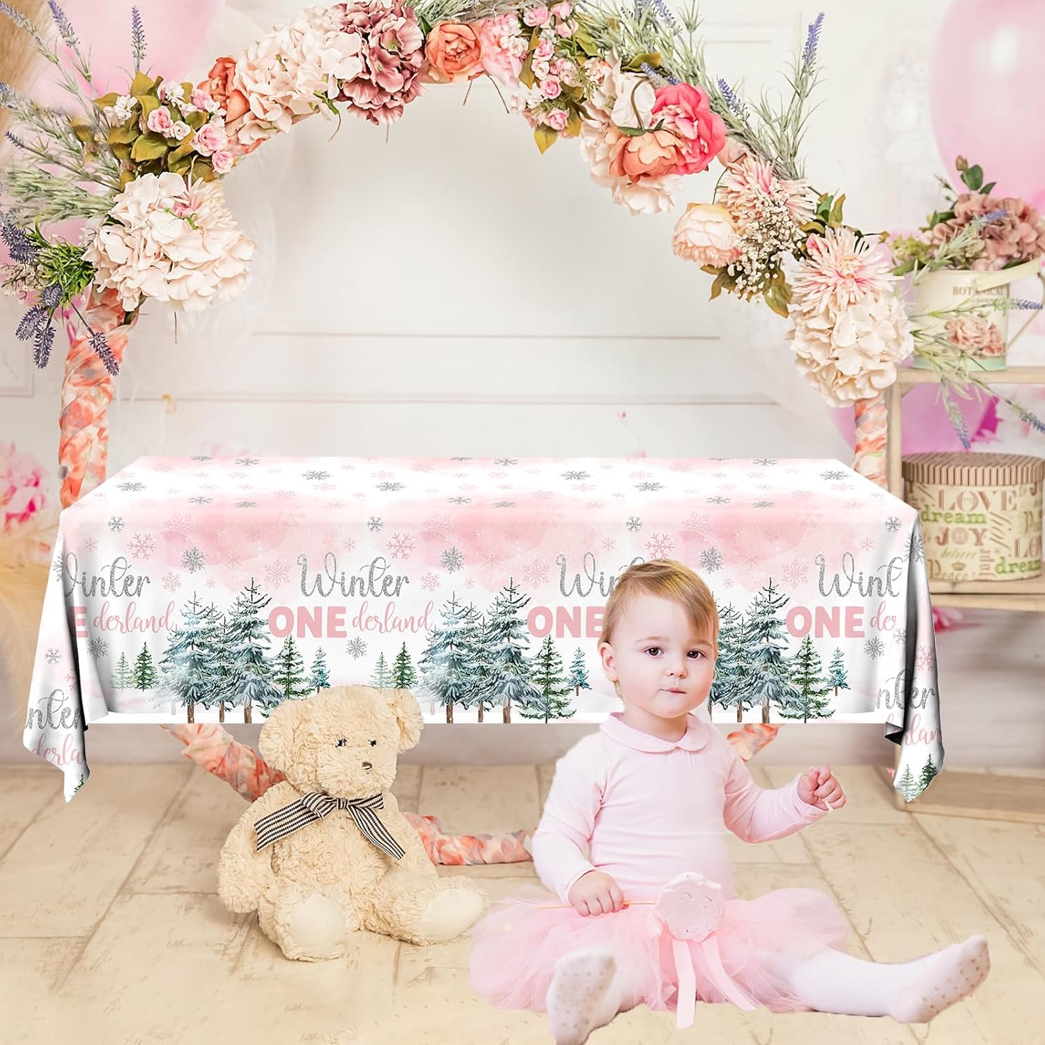 3 Pieces Winter Wonderland Birthday Tablecloth Set