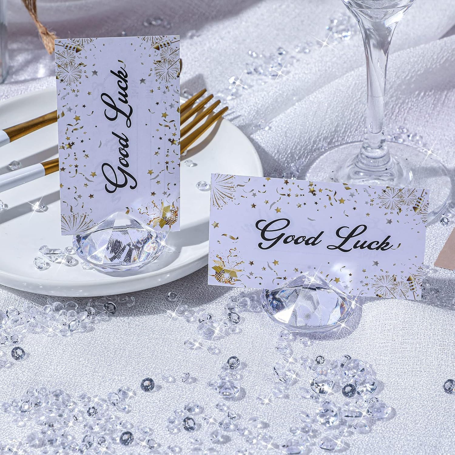 1624 Piece Diamond Place Card Holders and Confetti Set