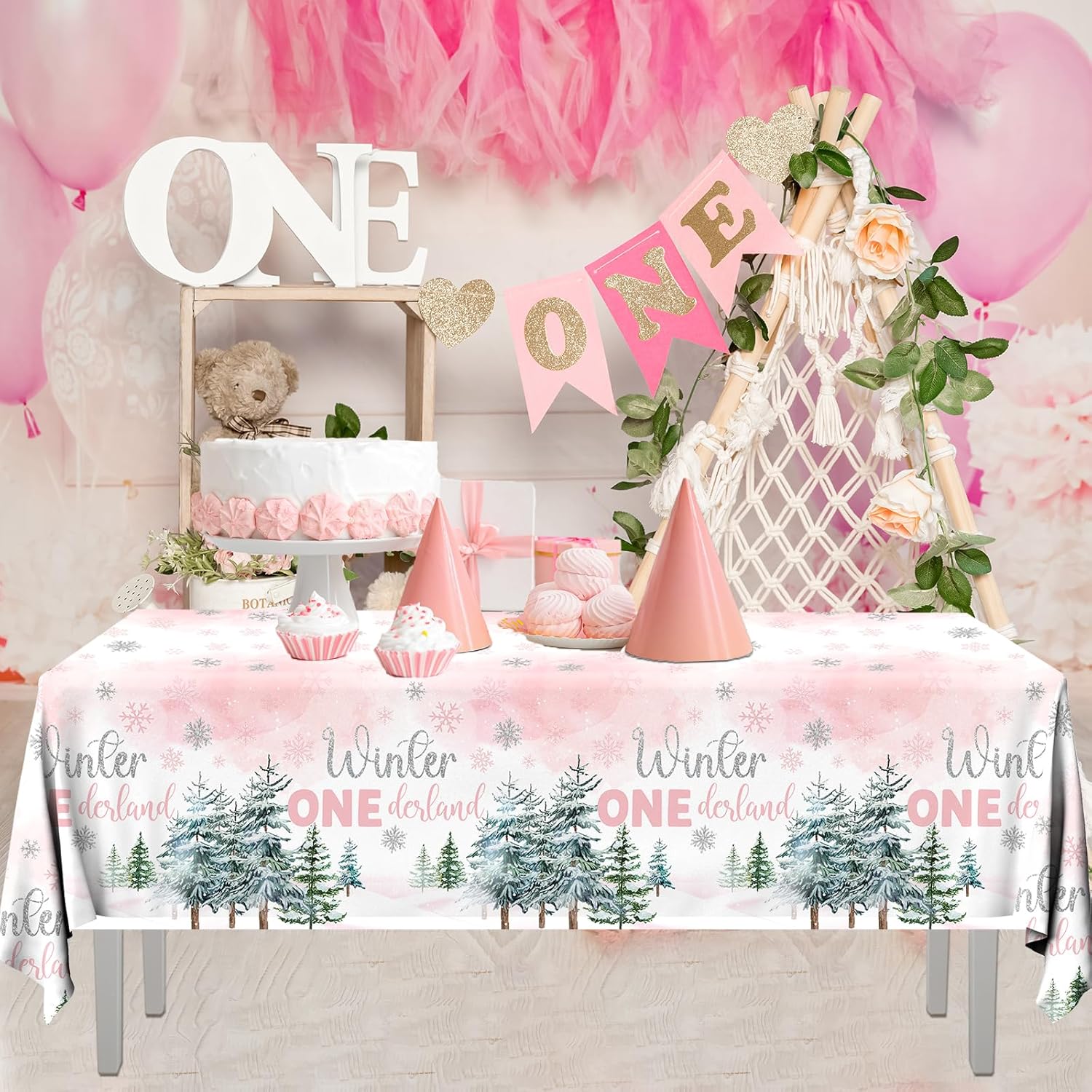 3 Pieces Winter Wonderland Birthday Tablecloth Set