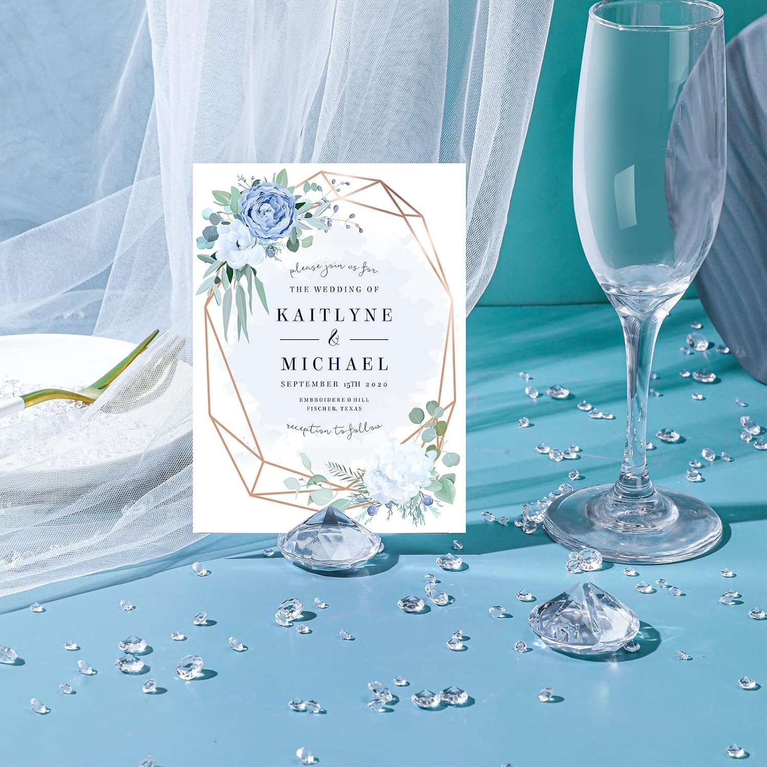 1624 Piece Diamond Place Card Holders and Confetti Set