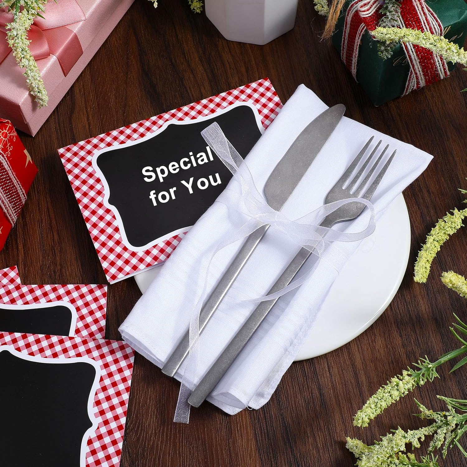 25Pcs Red Gingham Place Cards for Picnic Party Decorations