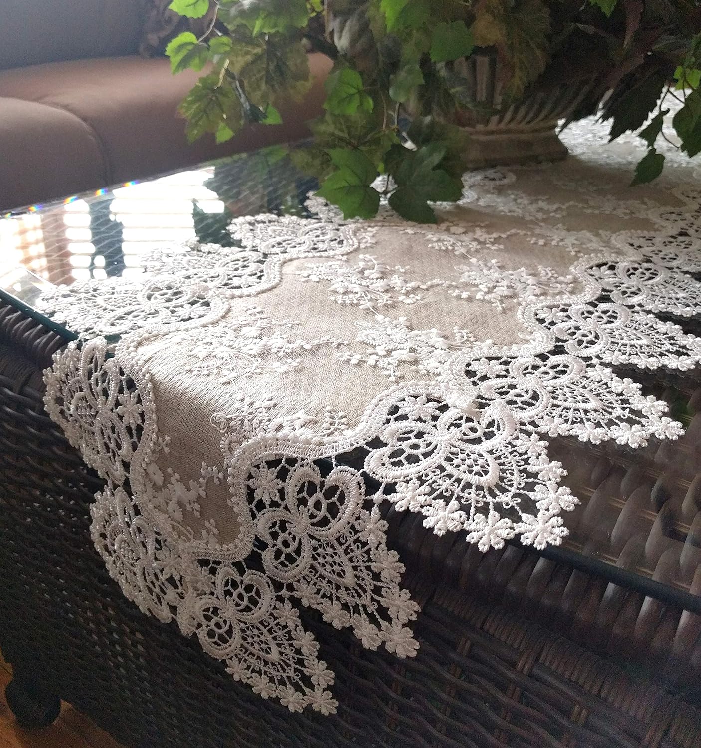 Galleria di Giovanni Victorian Table Runner 66 Inch